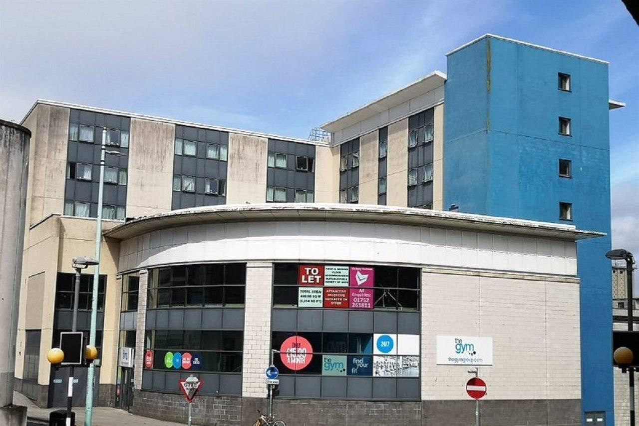 Travelodge Plymouth Zewnętrze zdjęcie