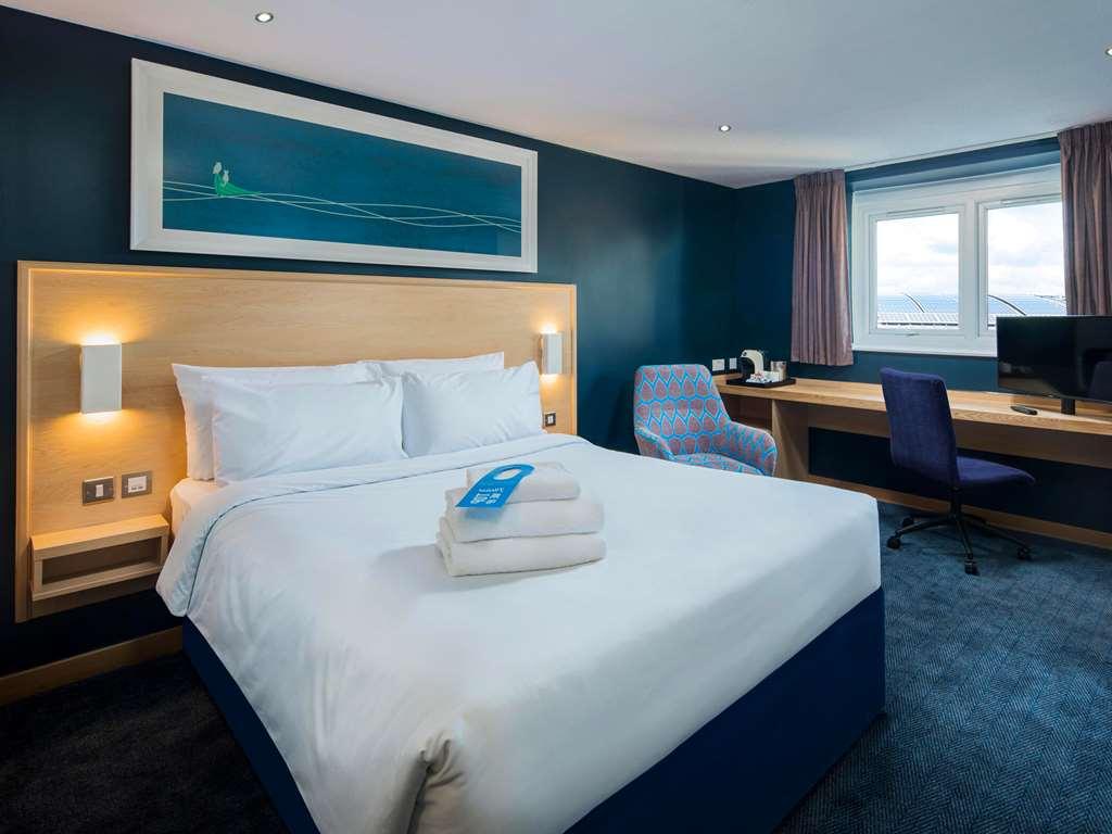 Travelodge Plymouth Pokój zdjęcie