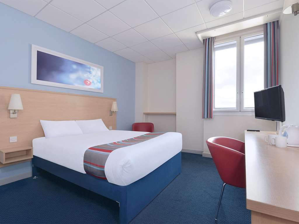 Travelodge Plymouth Pokój zdjęcie